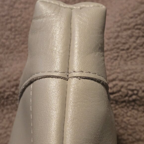 Almost Perfect Portland Leather Festival Bag - Pearl - Picture 8 of 16